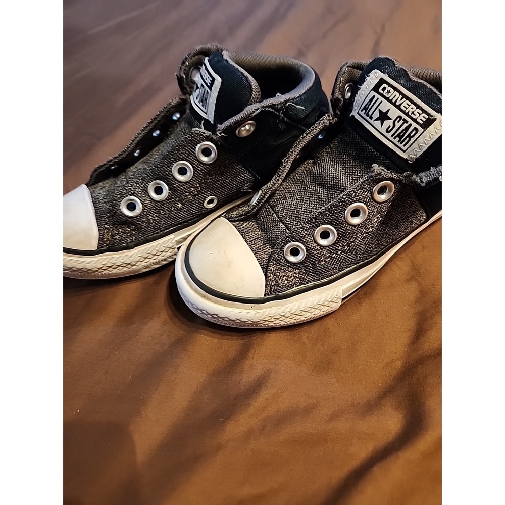 Converse Medium Top  Size 12 Junior Grey Sneakers - Picture 3 of 15